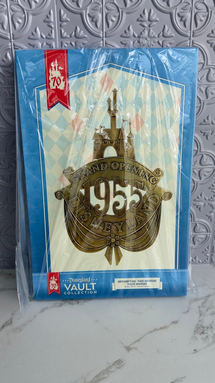 Disneyland 70th Anniversary Vault Collection 1955 Castle Opening Day Plaque NIB